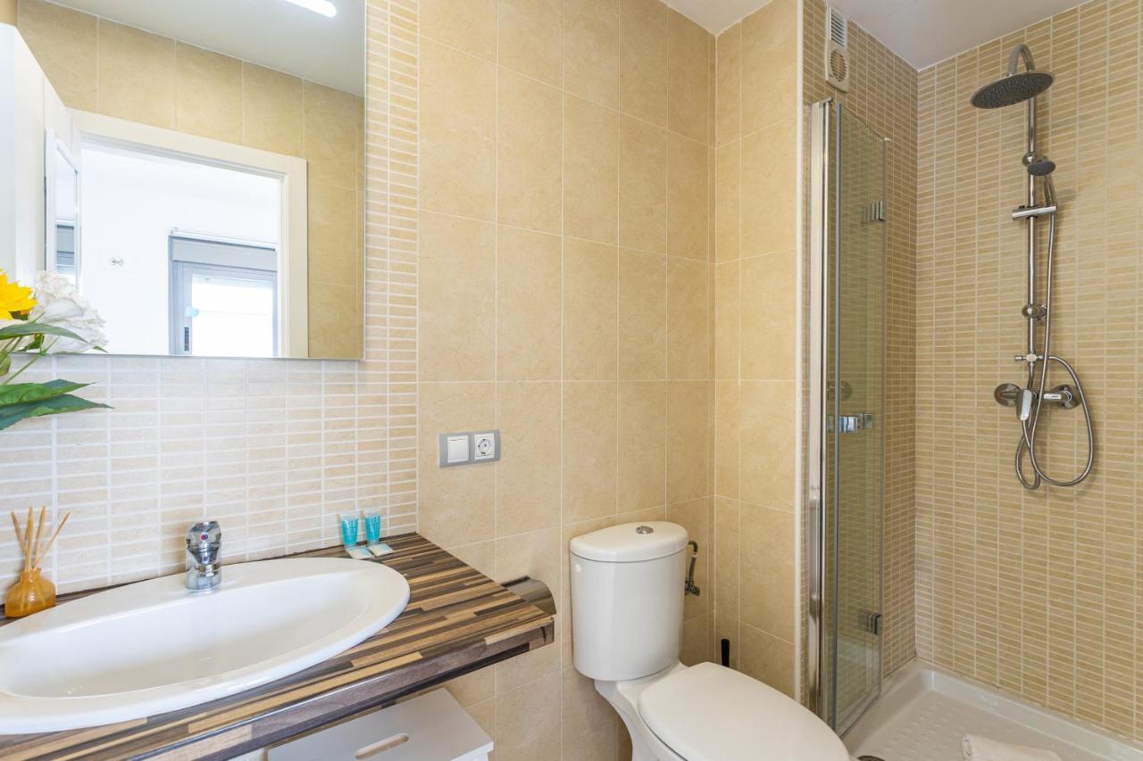 Holidays2Malaga Dos Aceras Apartment Екстериор снимка