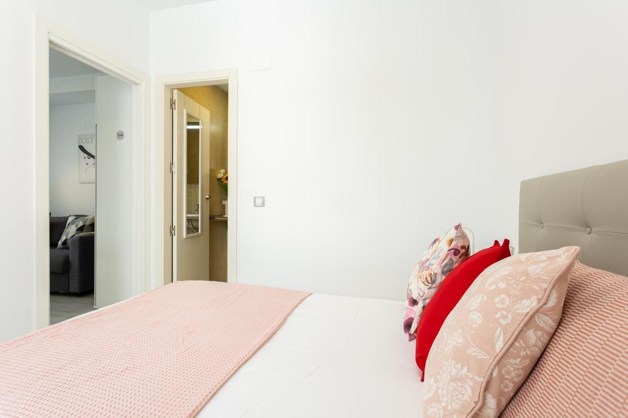 Holidays2Malaga Dos Aceras Apartment Екстериор снимка
